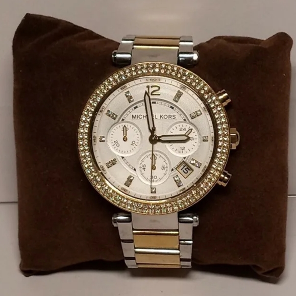 Michael Kors women's 2 Tone Chronograph w Date Oversized Quartz Watch. - Picture 2 of 8